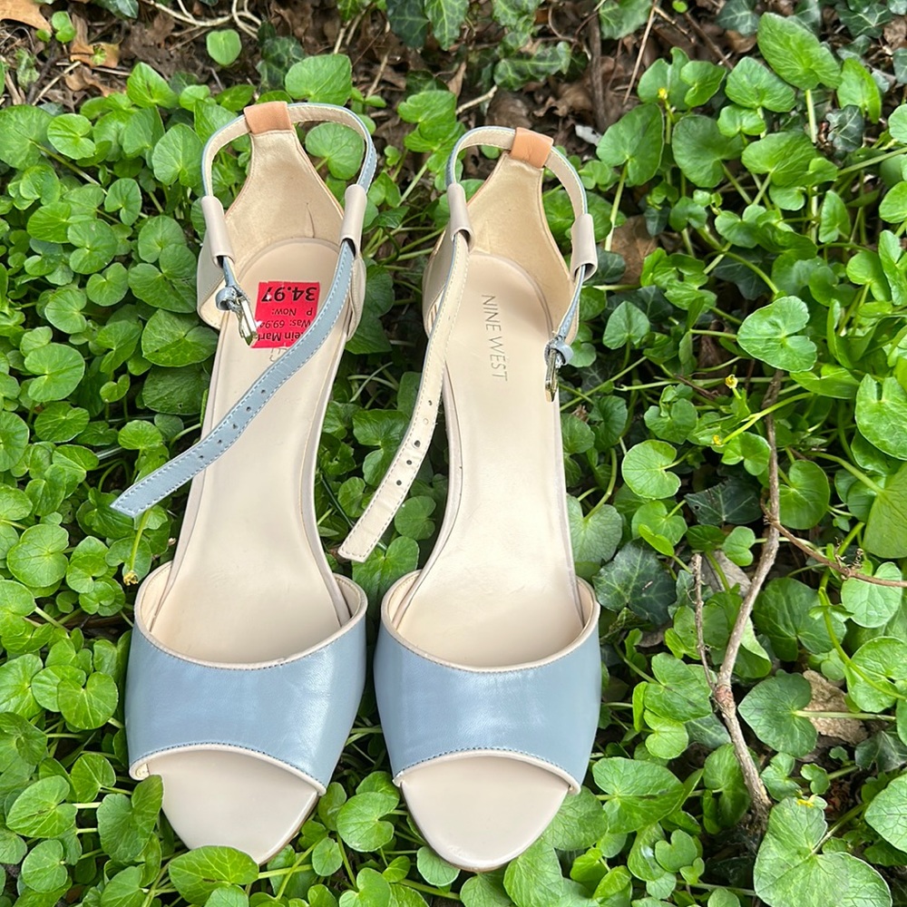 NINE WEST Periwinkle Blue Heeled Sandals 🩵👡